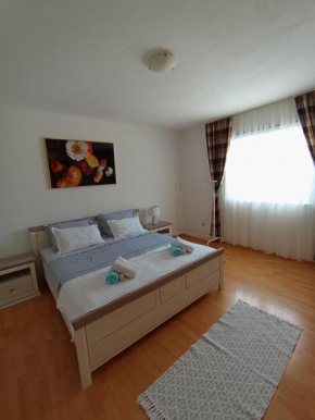 Apartments Gverić